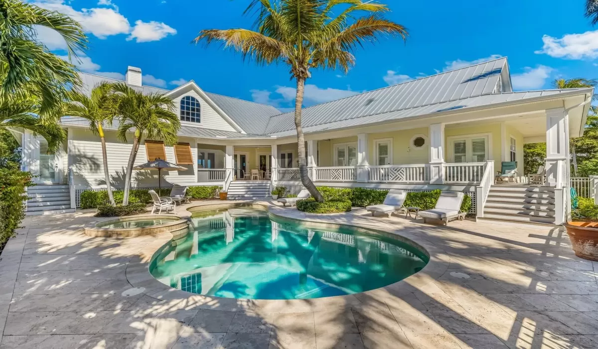 4 Bedrooms Bedrooms, 0 ,4 BathroomsBathrooms,Residential,For Sale,0,D6145790