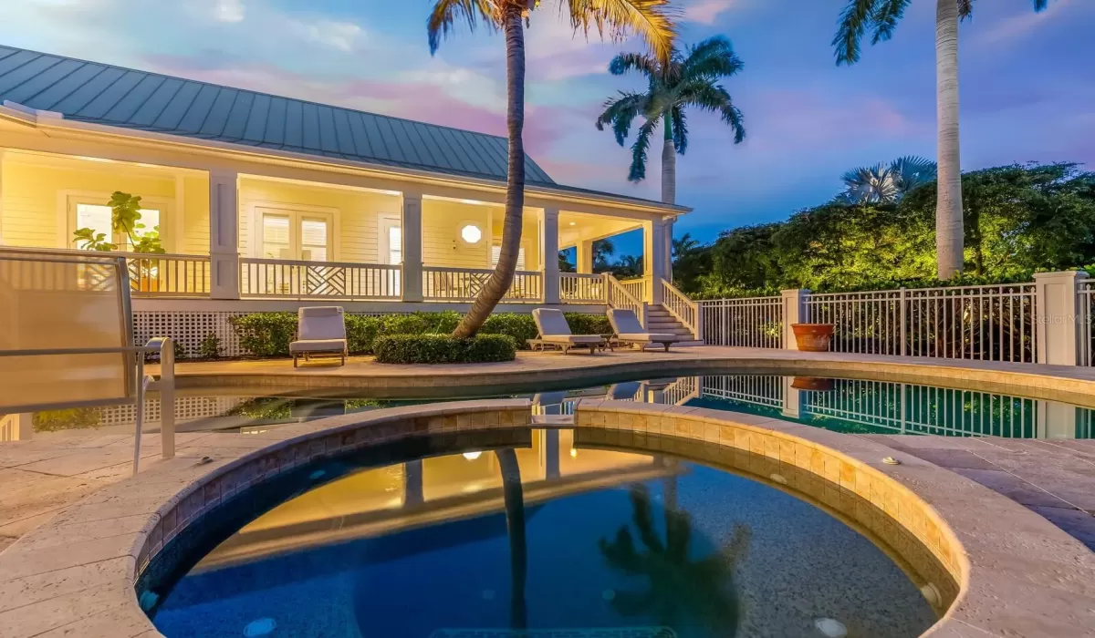 4 Bedrooms Bedrooms, 0 ,4 BathroomsBathrooms,Residential,For Sale,0,D6145790