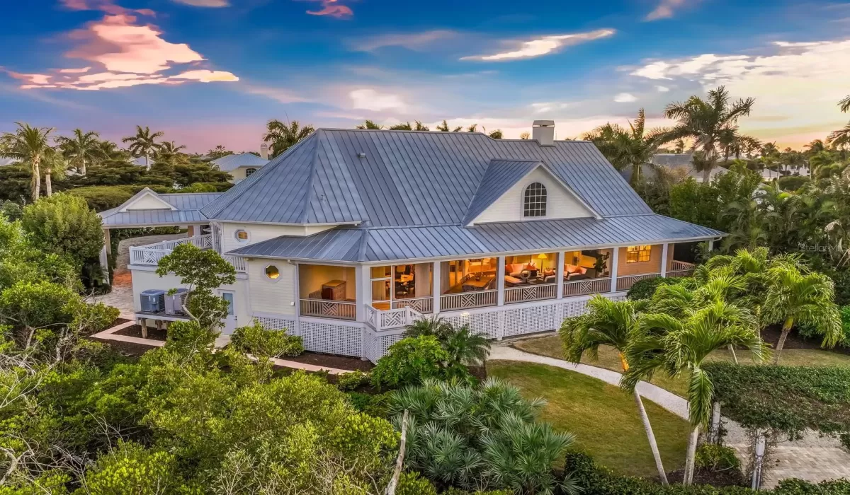 4 Bedrooms Bedrooms, 0 ,4 BathroomsBathrooms,Residential,For Sale,0,D6145790