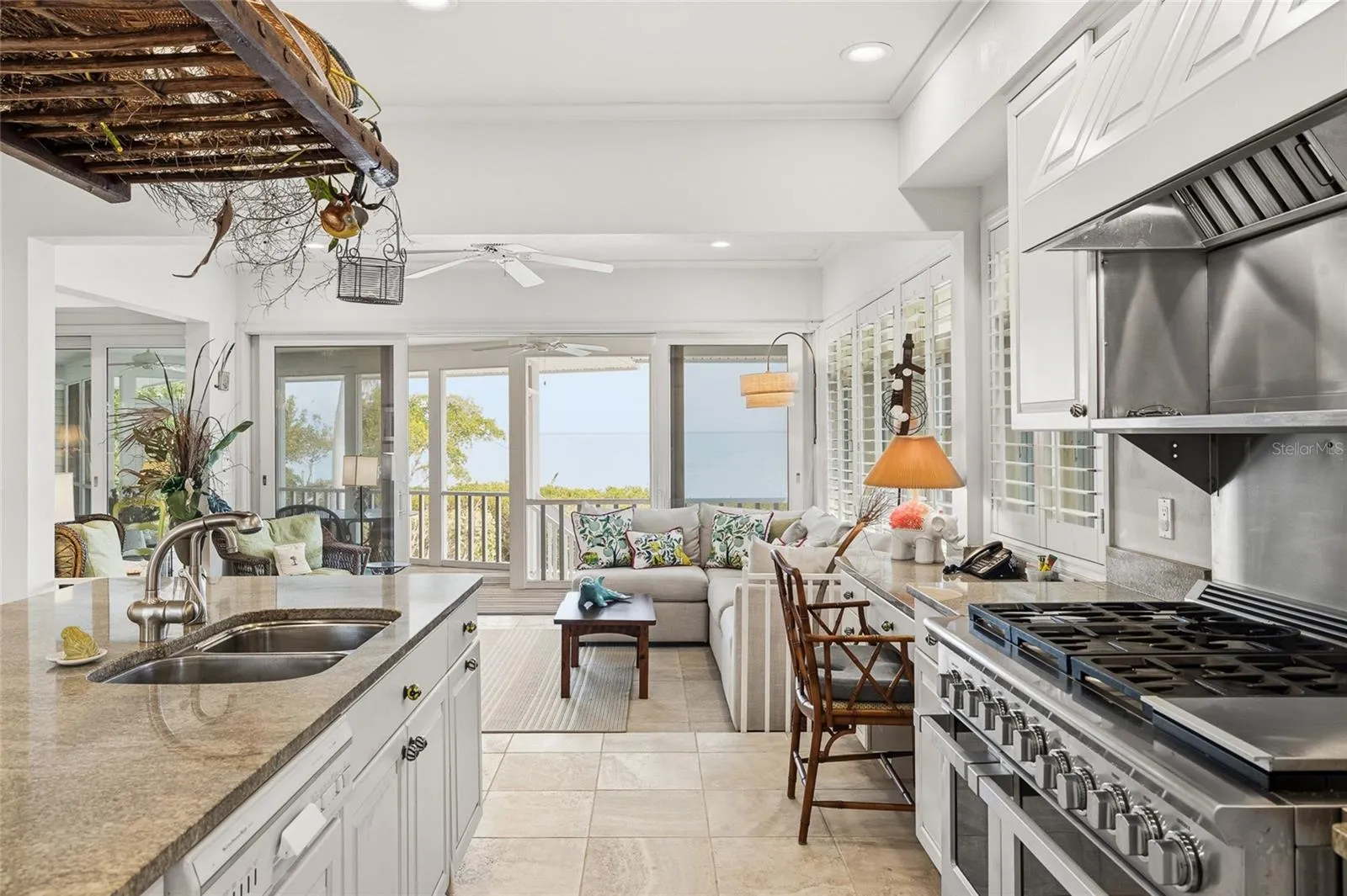 3 Bedrooms Bedrooms, 0 ,3 BathroomsBathrooms,Residential,For Sale,0,TB8474700