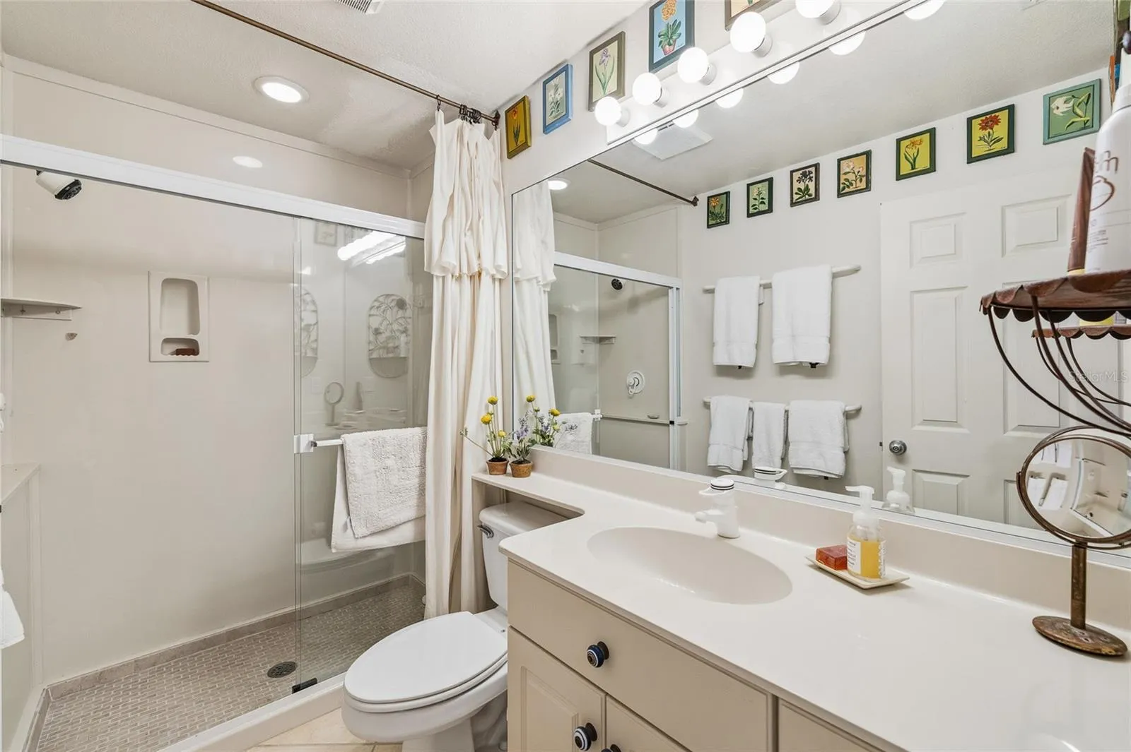 3 Bedrooms Bedrooms, 0 ,3 BathroomsBathrooms,Residential,For Sale,0,TB8474700