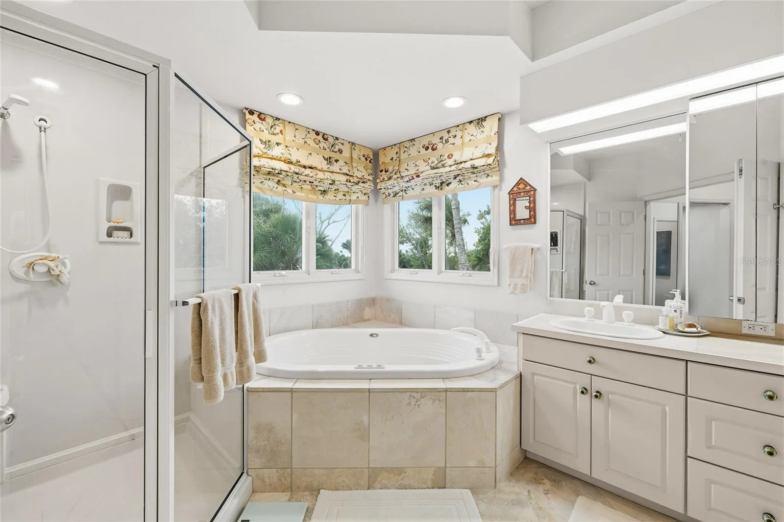 3 Bedrooms Bedrooms, 0 ,3 BathroomsBathrooms,Residential,For Sale,0,TB8474700