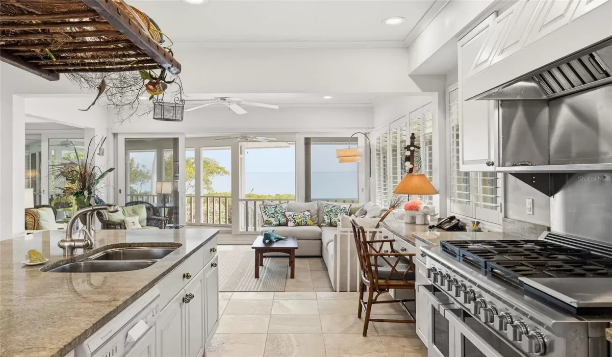 3 Bedrooms Bedrooms, 0 ,3 BathroomsBathrooms,Residential,For Sale,0,TB8474700