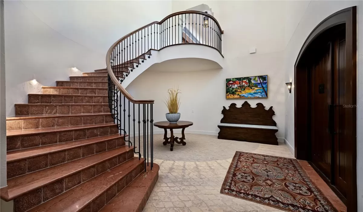 4 Bedrooms Bedrooms, 0 ,4 BathroomsBathrooms,Residential,Pending,0,D6146024