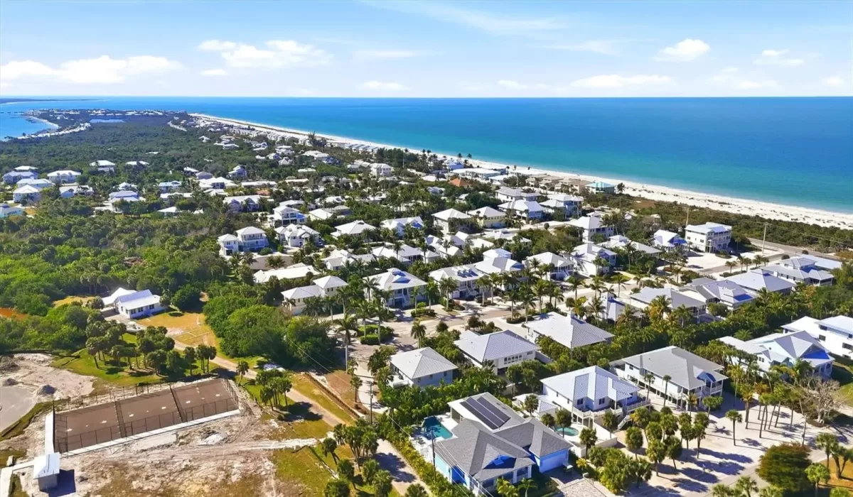 3 Bedrooms Bedrooms, 0 ,2 BathroomsBathrooms,Residential,For Sale,0,D6146199