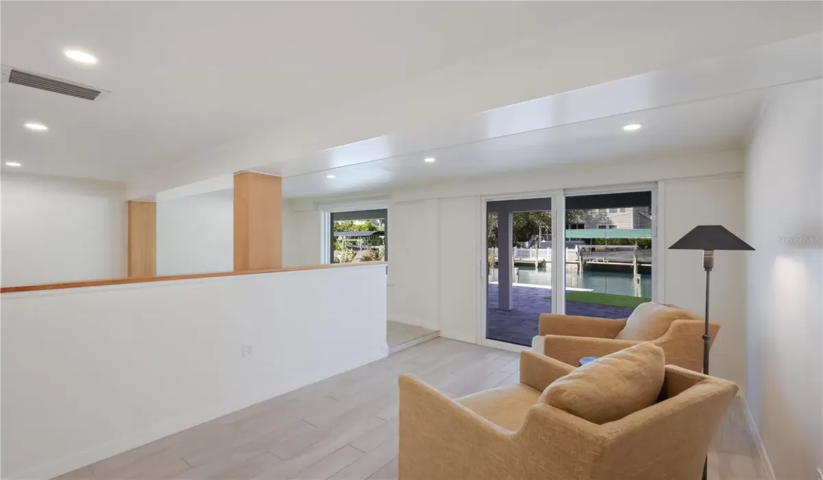 4 Bedrooms Bedrooms, 0 ,3 BathroomsBathrooms,Residential,For Sale,0,D6146117