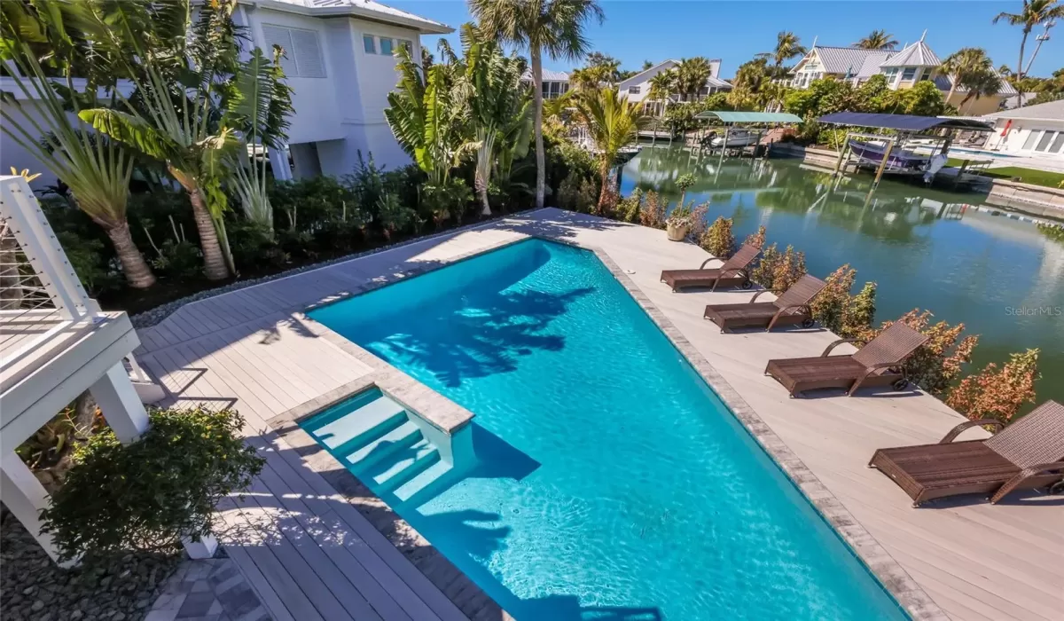 4 Bedrooms Bedrooms, 0 ,3 BathroomsBathrooms,Residential,For Sale,0,D6146117