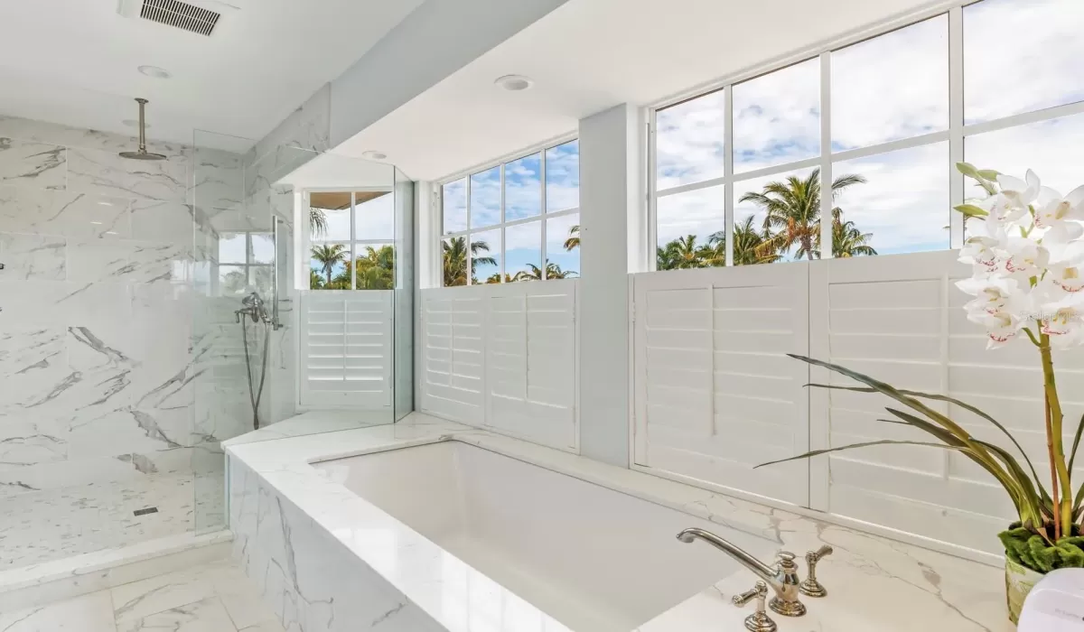 4 Bedrooms Bedrooms, 0 ,3 BathroomsBathrooms,Residential,For Sale,0,D6146203