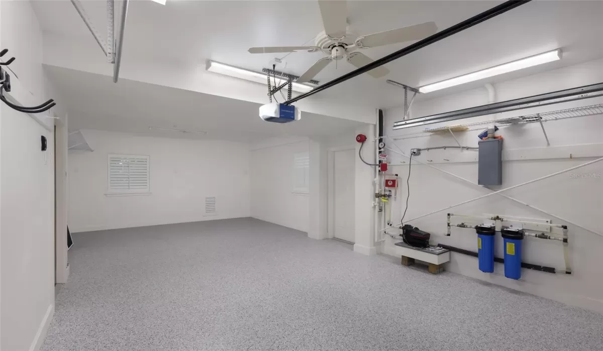 3 Bedrooms Bedrooms, 0 ,3 BathroomsBathrooms,Residential,Pending,0,D6146165