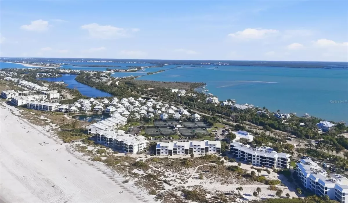 2 Bedrooms Bedrooms, 0 ,2 BathroomsBathrooms,Residential,For Sale,0,D6146406