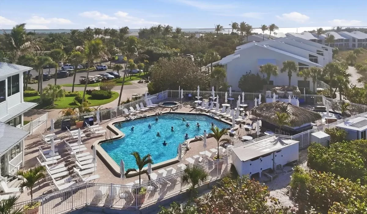 2 Bedrooms Bedrooms, 0 ,2 BathroomsBathrooms,Residential,For Sale,0,D6146406