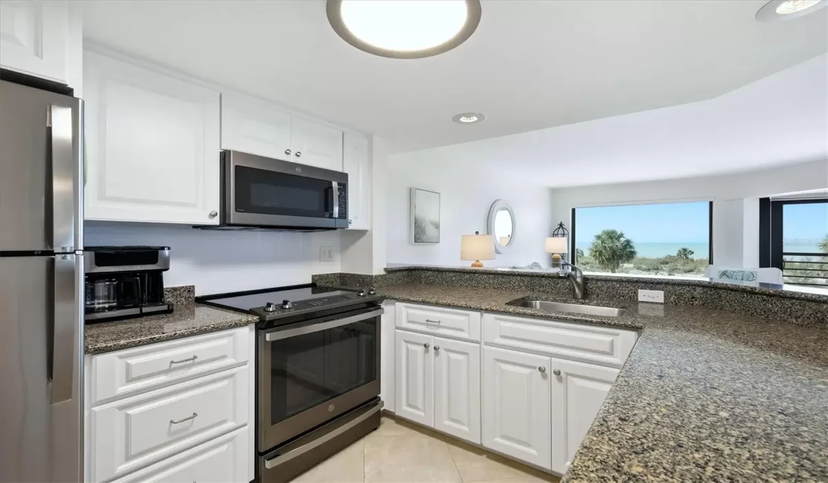 1 Bedroom Bedrooms, 0 ,1 BathroomBathrooms,Residential,For Sale,0,D6146490