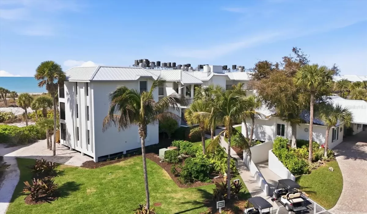 1 Bedroom Bedrooms, 0 ,1 BathroomBathrooms,Residential,For Sale,0,D6146490