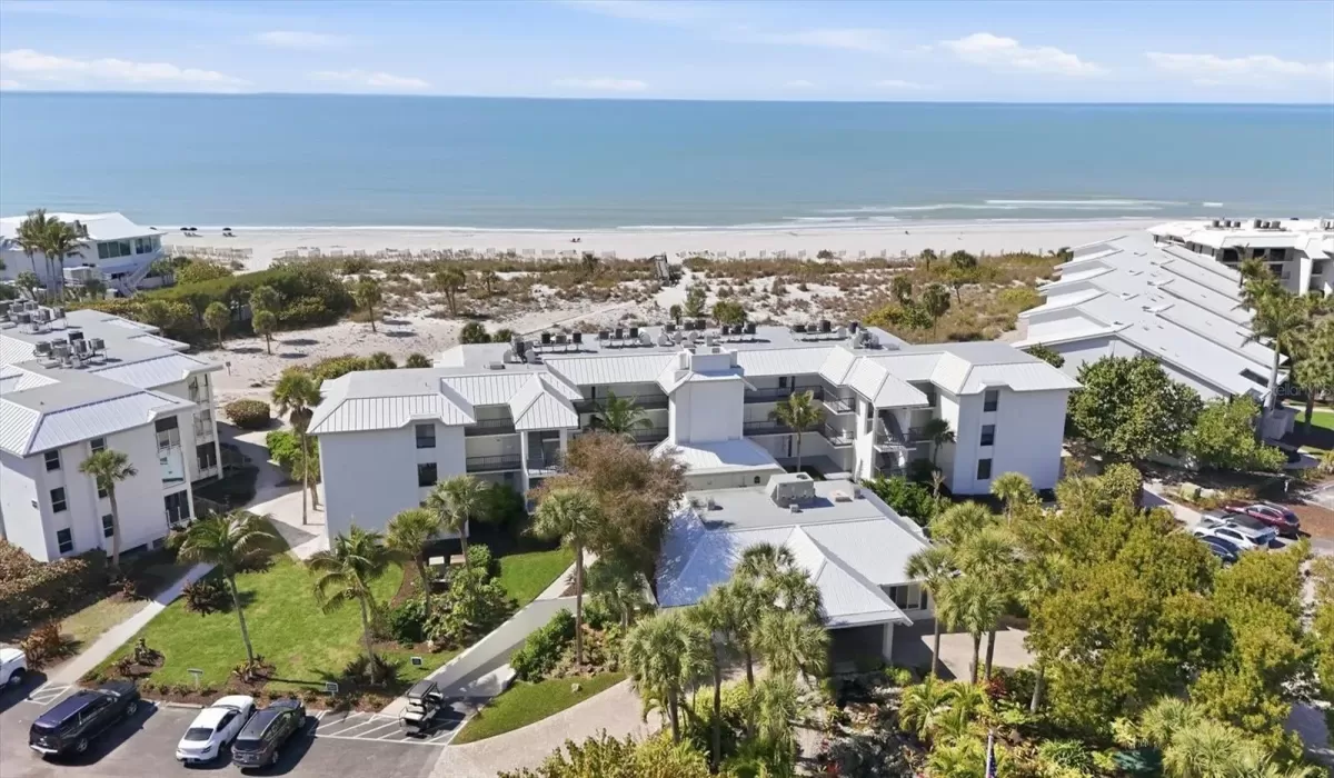 1 Bedroom Bedrooms, 0 ,1 BathroomBathrooms,Residential,For Sale,0,D6146490