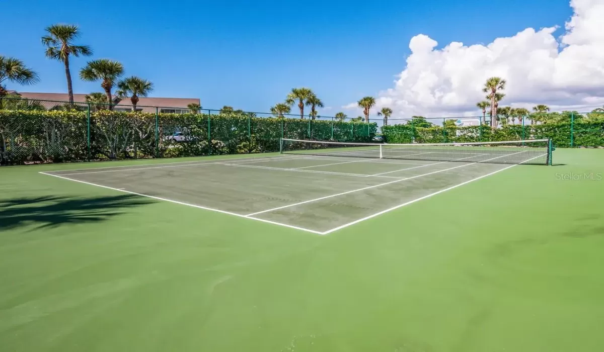 2 Bedrooms Bedrooms, 0 ,2 BathroomsBathrooms,Residential,For Sale,0,D6146748