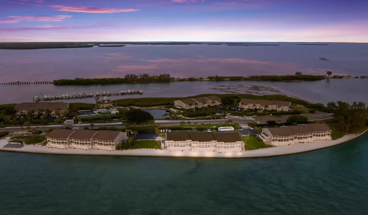 2 Bedrooms Bedrooms, 0 ,2 BathroomsBathrooms,Residential,For Sale,0,D6146748