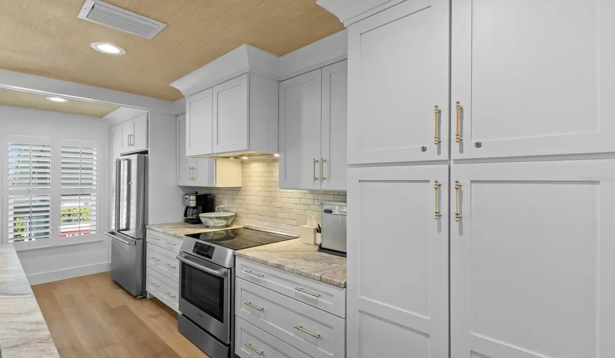 2 Bedrooms Bedrooms, 0 ,2 BathroomsBathrooms,Residential,For Sale,0,D6146748