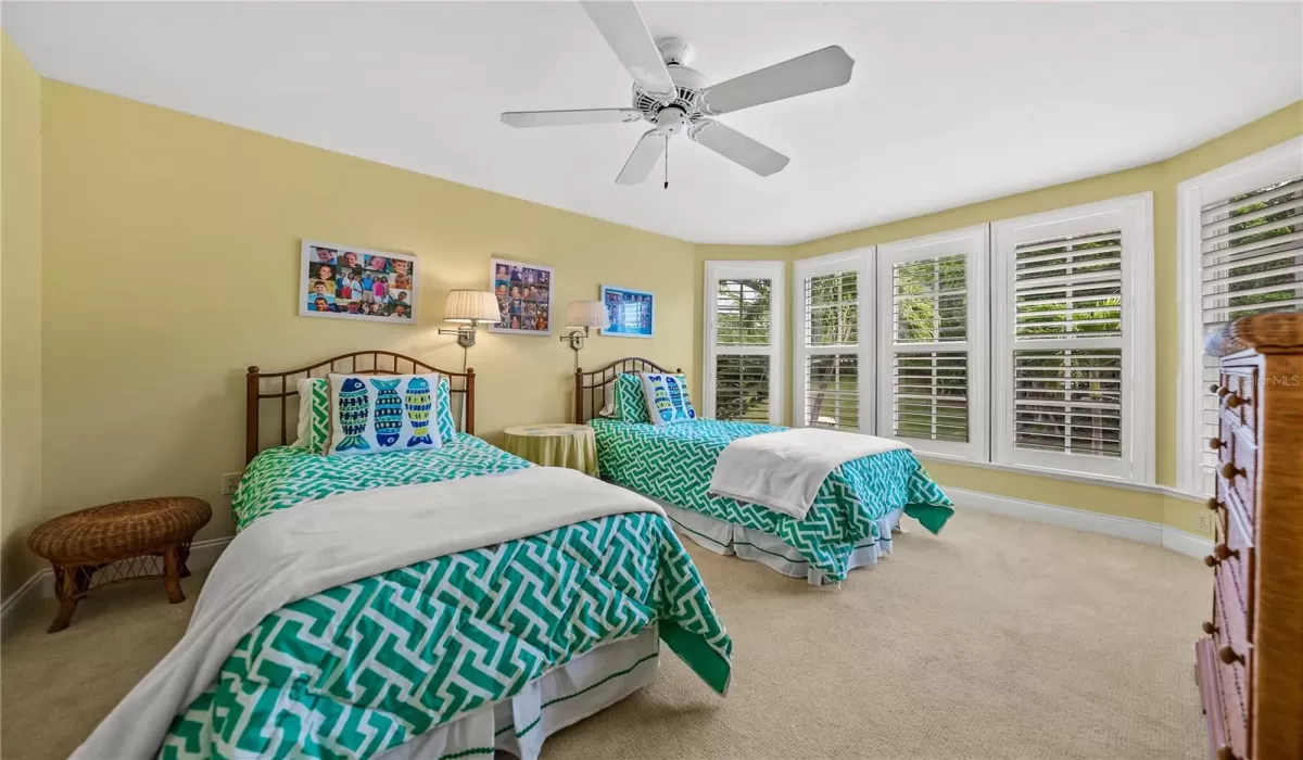 3 Bedrooms Bedrooms, 0 ,3 BathroomsBathrooms,Residential,For Sale,0,D6146794