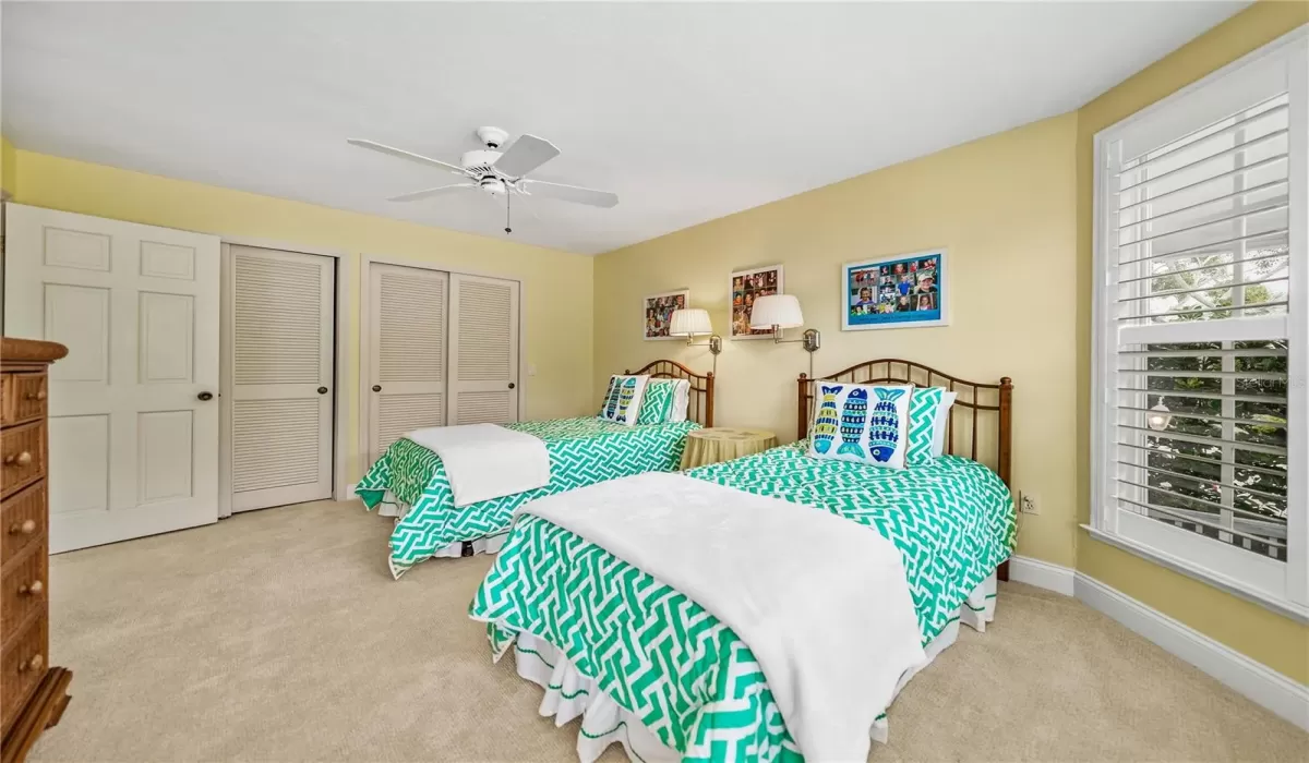 3 Bedrooms Bedrooms, 0 ,3 BathroomsBathrooms,Residential,For Sale,0,D6146794