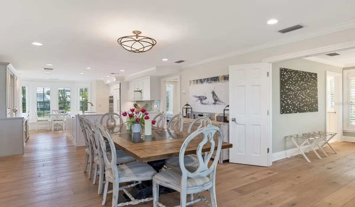 3 Bedrooms Bedrooms, 0 ,3 BathroomsBathrooms,Residential,For Sale,0,D6146719