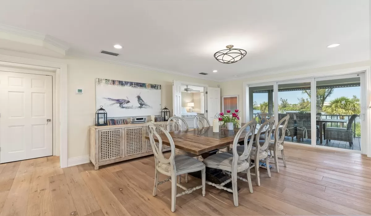 3 Bedrooms Bedrooms, 0 ,3 BathroomsBathrooms,Residential,For Sale,0,D6146719