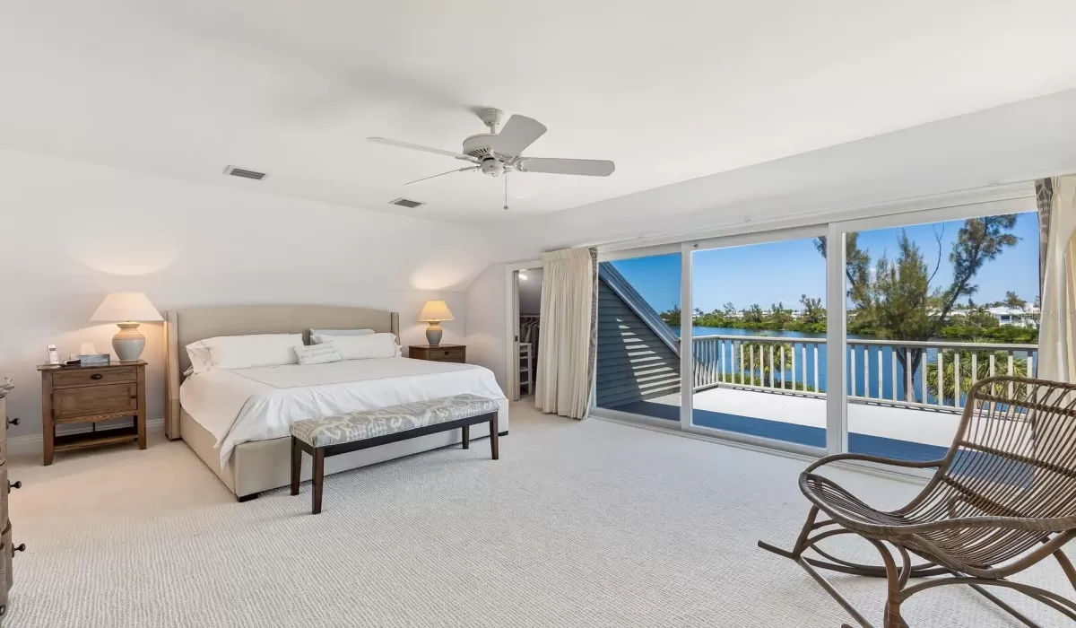 3 Bedrooms Bedrooms, 0 ,3 BathroomsBathrooms,Residential,For Sale,0,D6146719