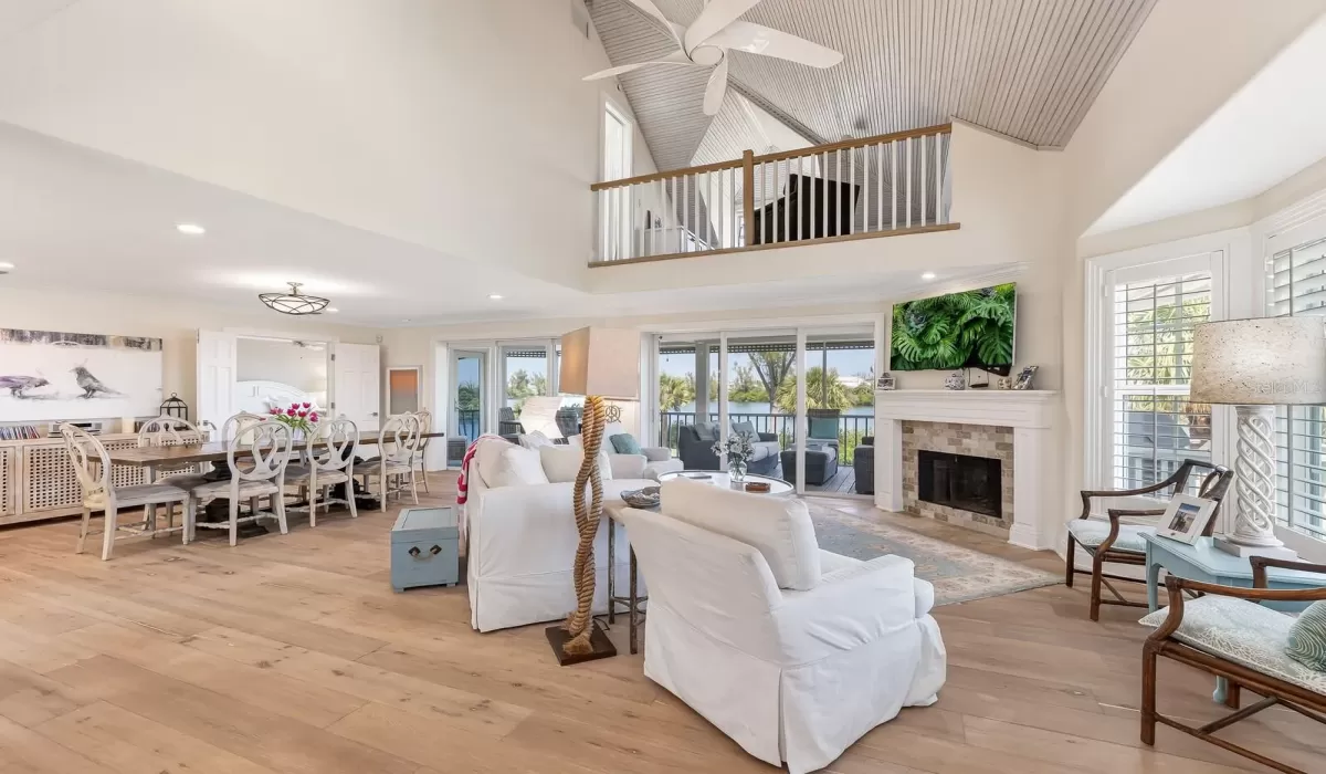 3 Bedrooms Bedrooms, 0 ,3 BathroomsBathrooms,Residential,For Sale,0,D6146719