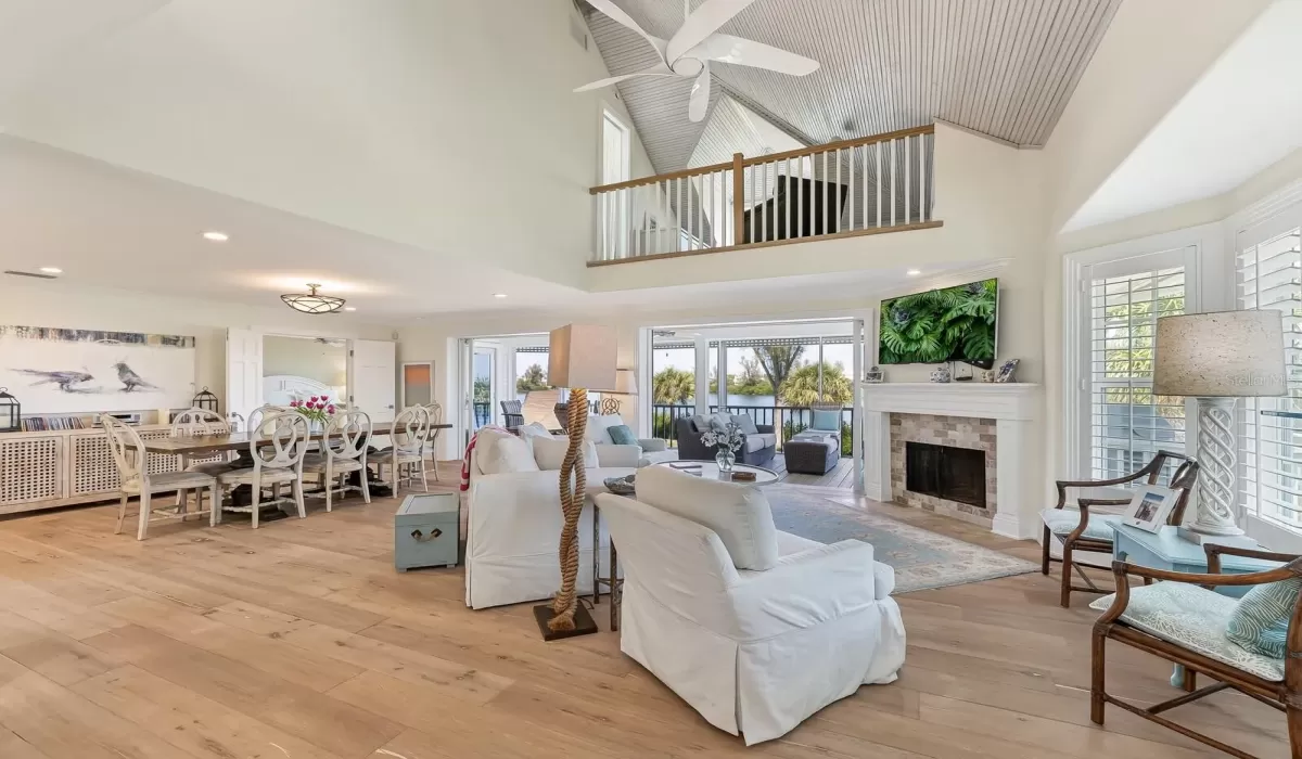 3 Bedrooms Bedrooms, 0 ,3 BathroomsBathrooms,Residential,For Sale,0,D6146719