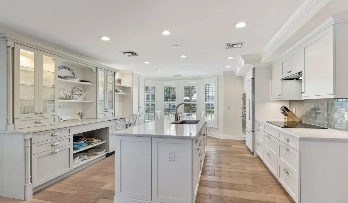 3 Bedrooms Bedrooms, 0 ,3 BathroomsBathrooms,Residential,For Sale,0,D6146719