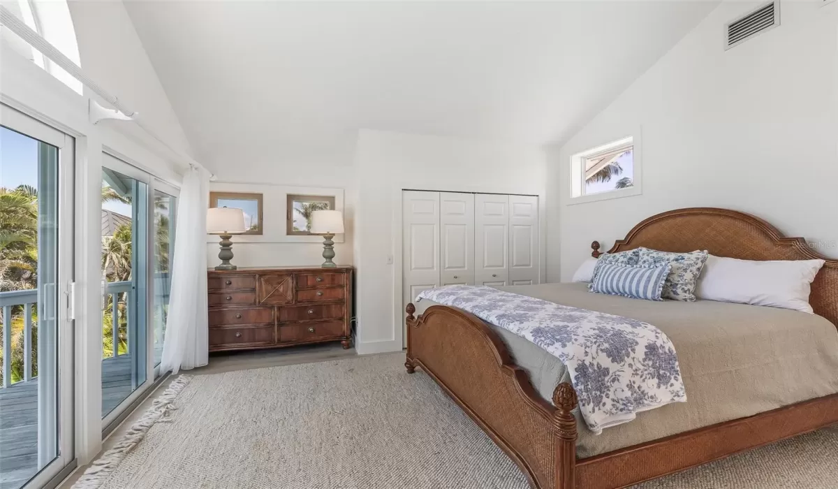 4 Bedrooms Bedrooms, 0 ,4 BathroomsBathrooms,Residential,For Sale,0,D6146862