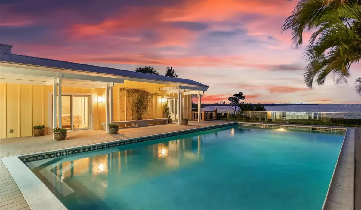 4 Bedrooms Bedrooms, 0 ,4 BathroomsBathrooms,Residential,For Sale,0,D6146862