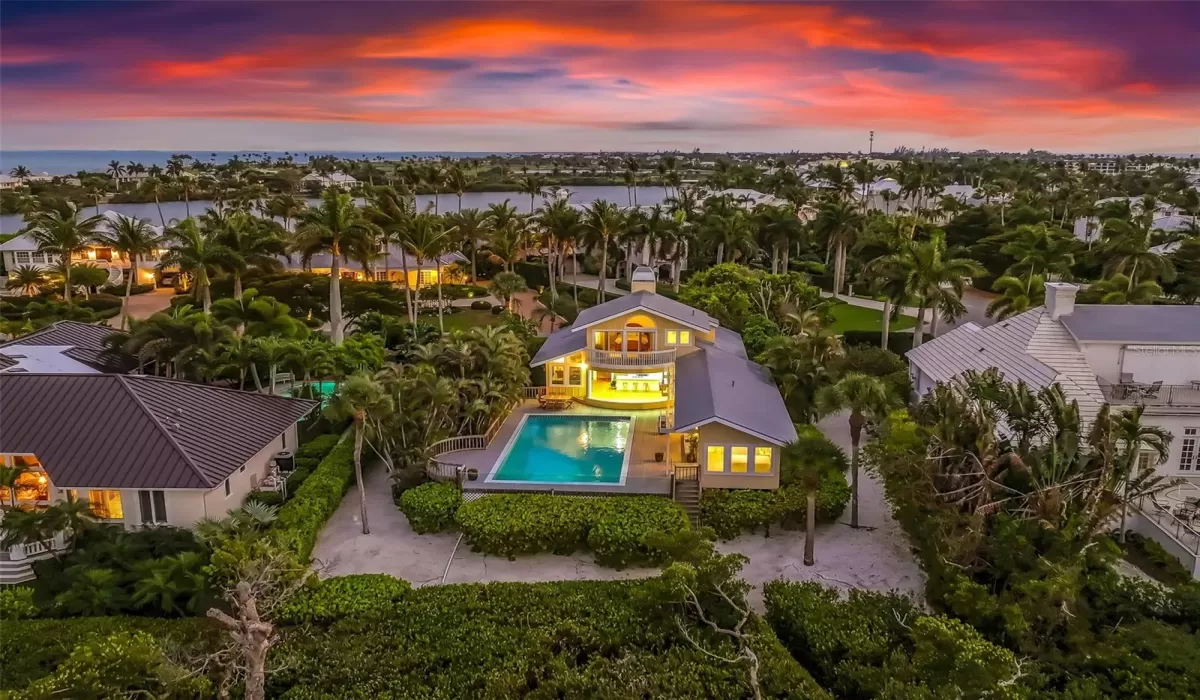 4 Bedrooms Bedrooms, 0 ,4 BathroomsBathrooms,Residential,For Sale,0,D6146862