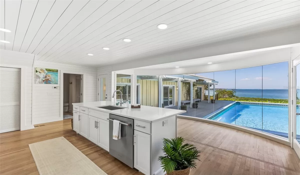 4 Bedrooms Bedrooms, 0 ,4 BathroomsBathrooms,Residential,For Sale,0,D6146862