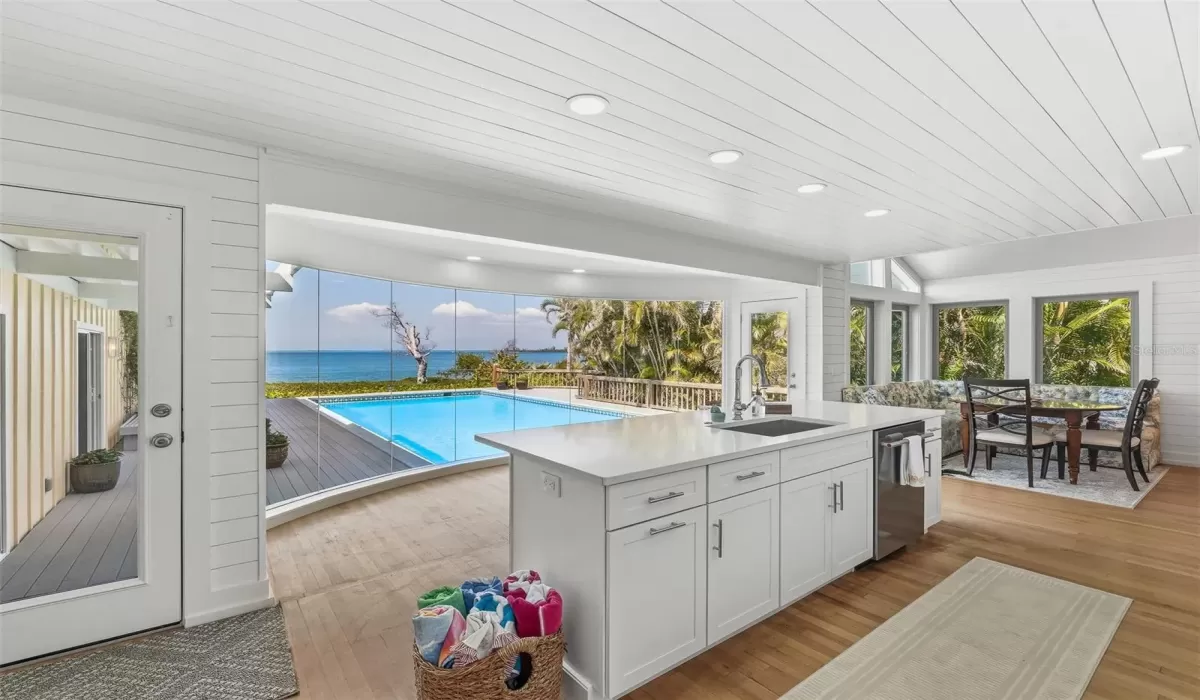 4 Bedrooms Bedrooms, 0 ,4 BathroomsBathrooms,Residential,For Sale,0,D6146862