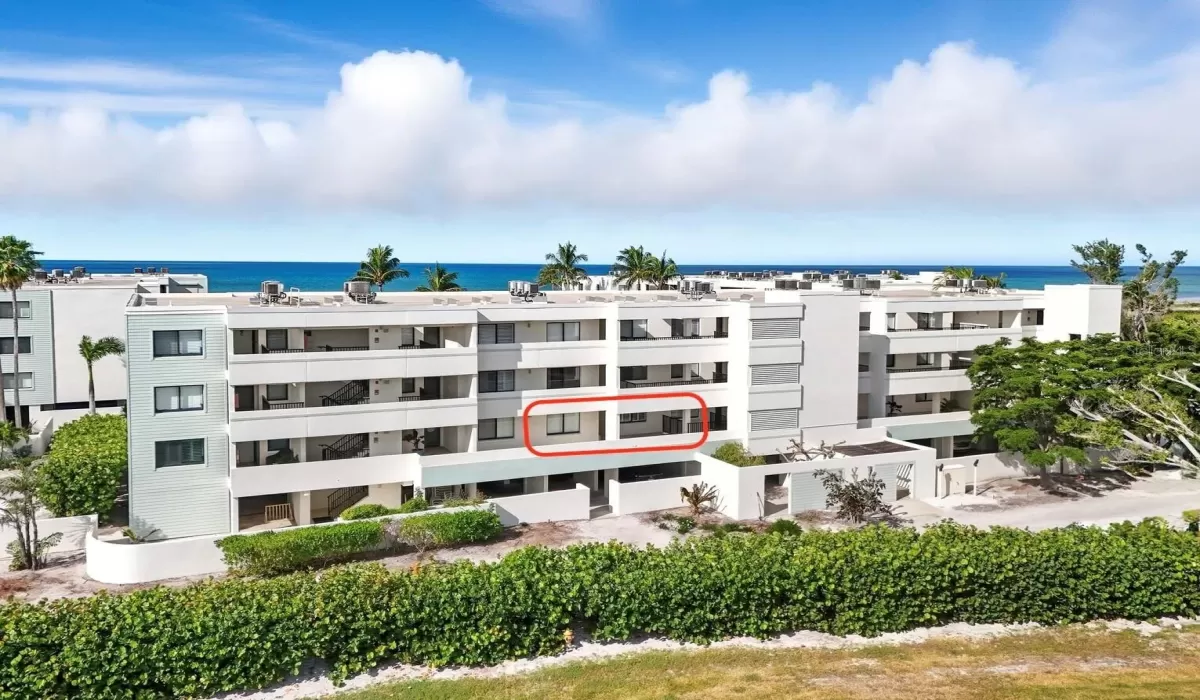 2 Bedrooms Bedrooms, 0 ,2 BathroomsBathrooms,Residential,For Sale,0,D6144565