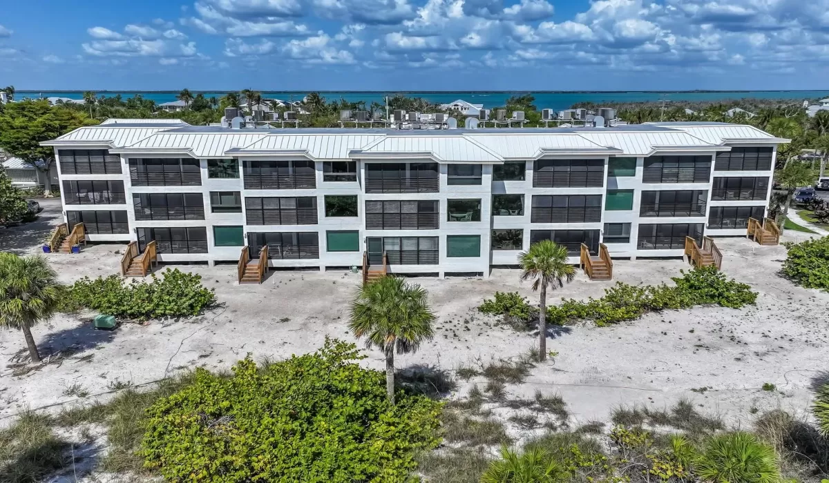 1 Bedroom Bedrooms, 0 ,2 BathroomsBathrooms,Residential,For Sale,0,D6146747