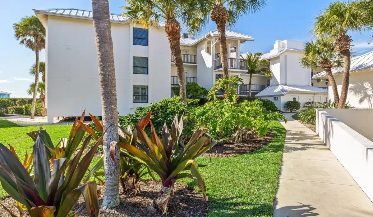 1 Bedroom Bedrooms, 0 ,2 BathroomsBathrooms,Residential,For Sale,0,D6146747