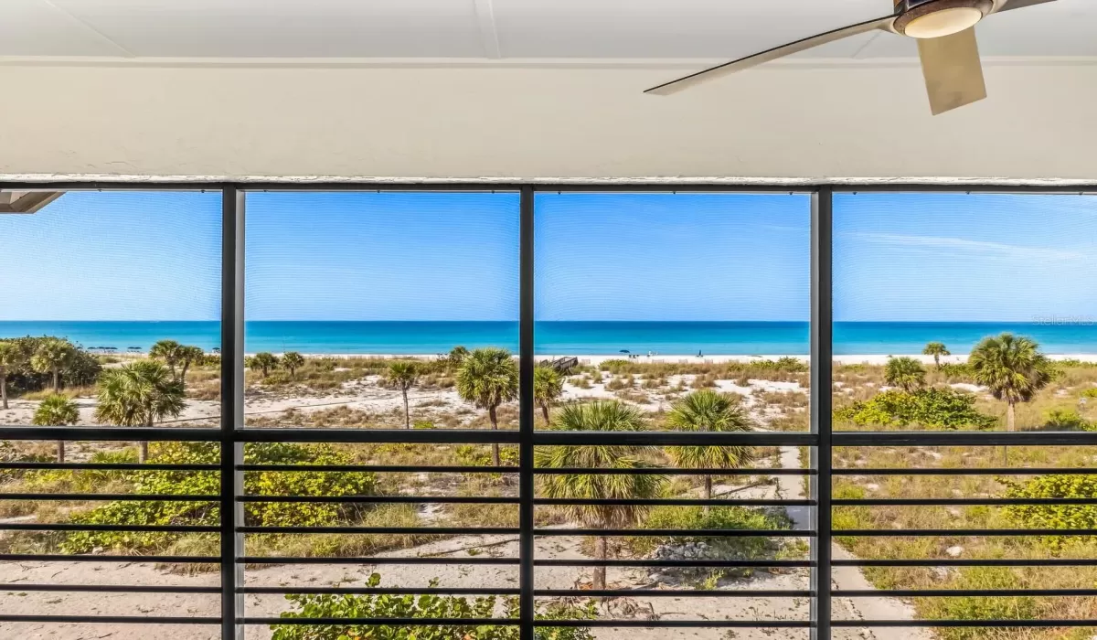 1 Bedroom Bedrooms, 0 ,2 BathroomsBathrooms,Residential,For Sale,0,D6146747