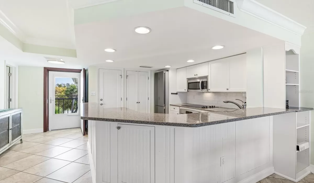 1 Bedroom Bedrooms, 0 ,2 BathroomsBathrooms,Residential,For Sale,0,D6146747