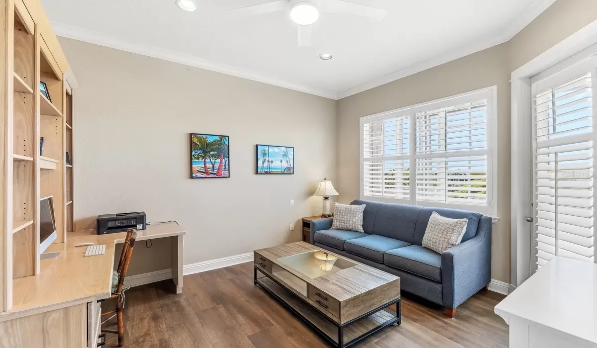 3 Bedrooms Bedrooms, 0 ,2 BathroomsBathrooms,Residential,Pending,0,D6146999