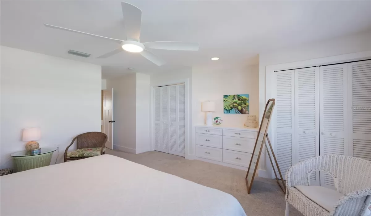 2 Bedrooms Bedrooms, 0 ,2 BathroomsBathrooms,Residential,For Sale,0,D6147048