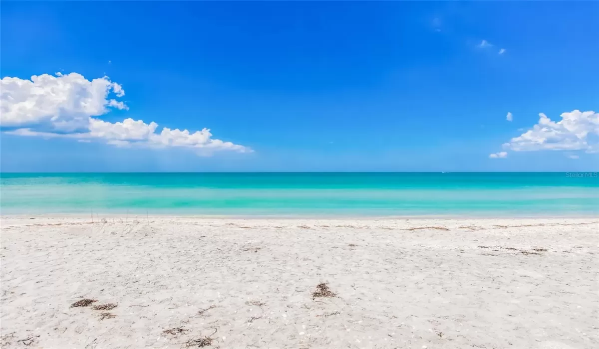 2 Bedrooms Bedrooms, 0 ,2 BathroomsBathrooms,Residential,For Sale,0,D6147048