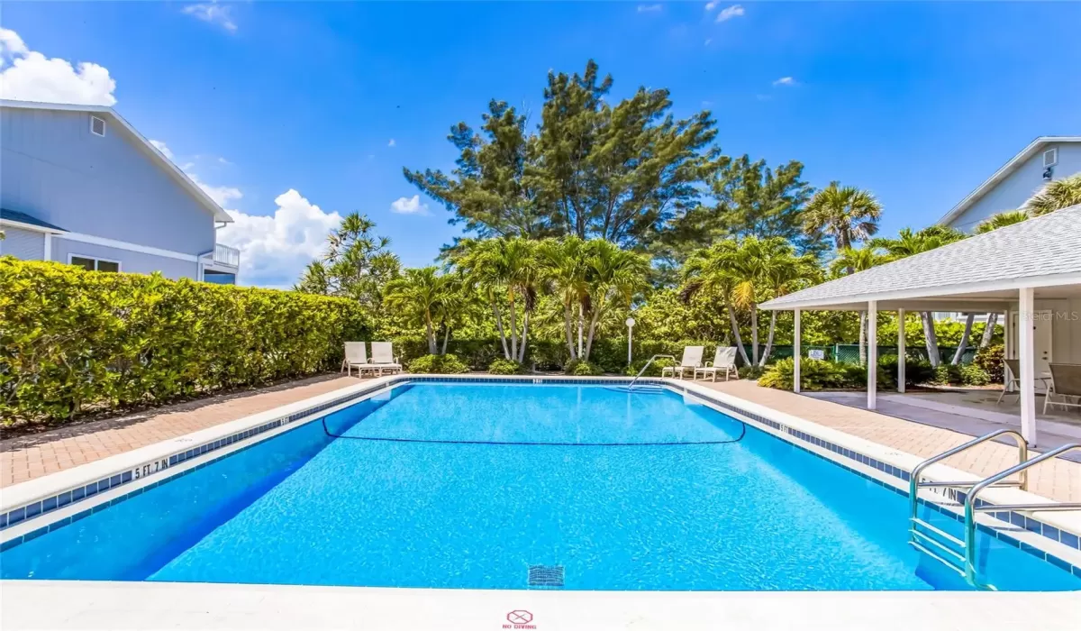 2 Bedrooms Bedrooms, 0 ,2 BathroomsBathrooms,Residential,For Sale,0,D6147048