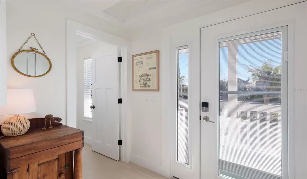 2 Bedrooms Bedrooms, 0 ,2 BathroomsBathrooms,Residential,For Sale,0,D6147048