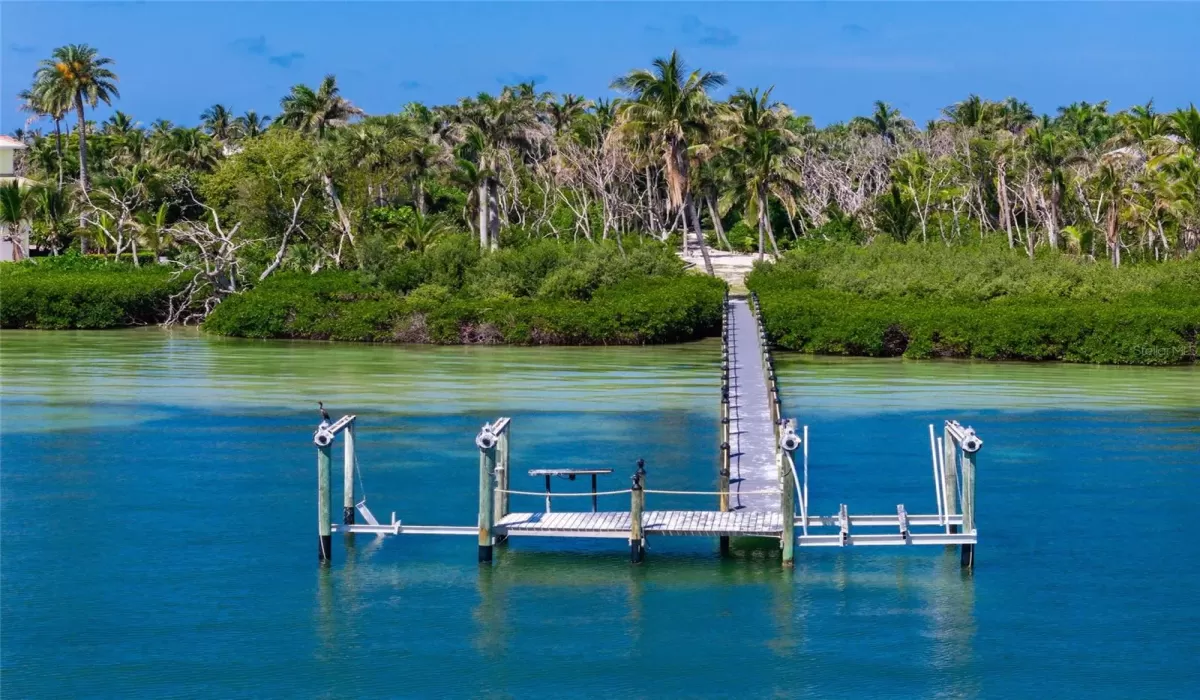 0 , 0 ,0,Land,For Sale,0,D6147090