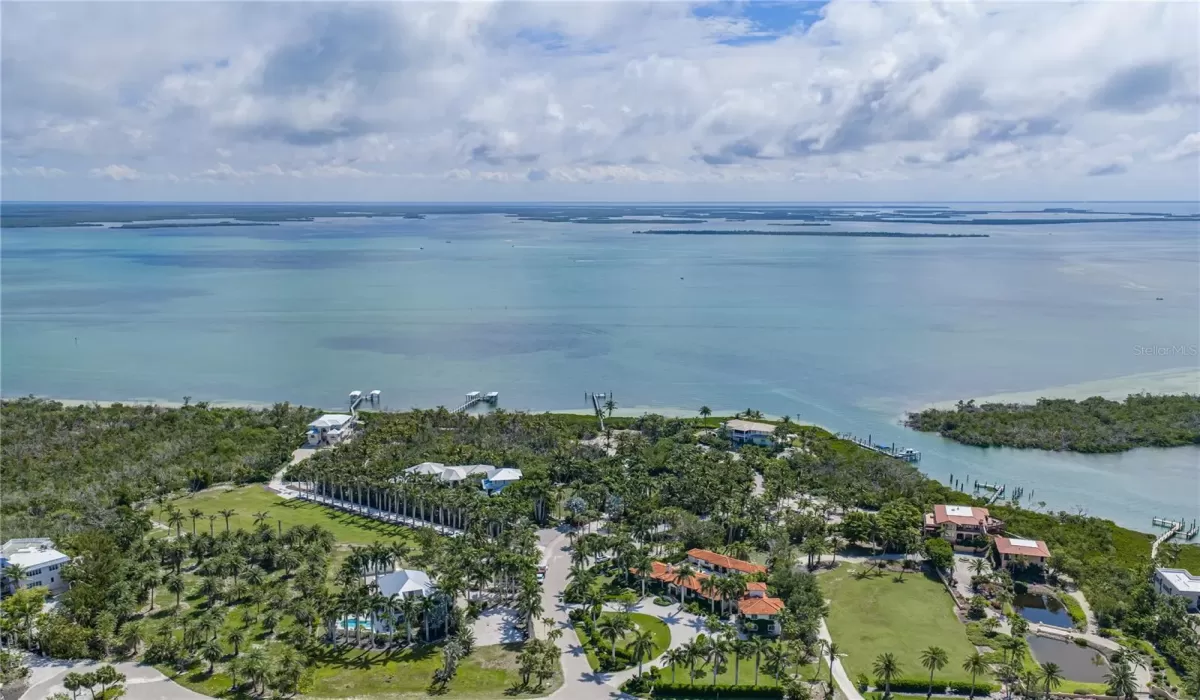 0 , 0 ,0,Land,For Sale,0,D6147090