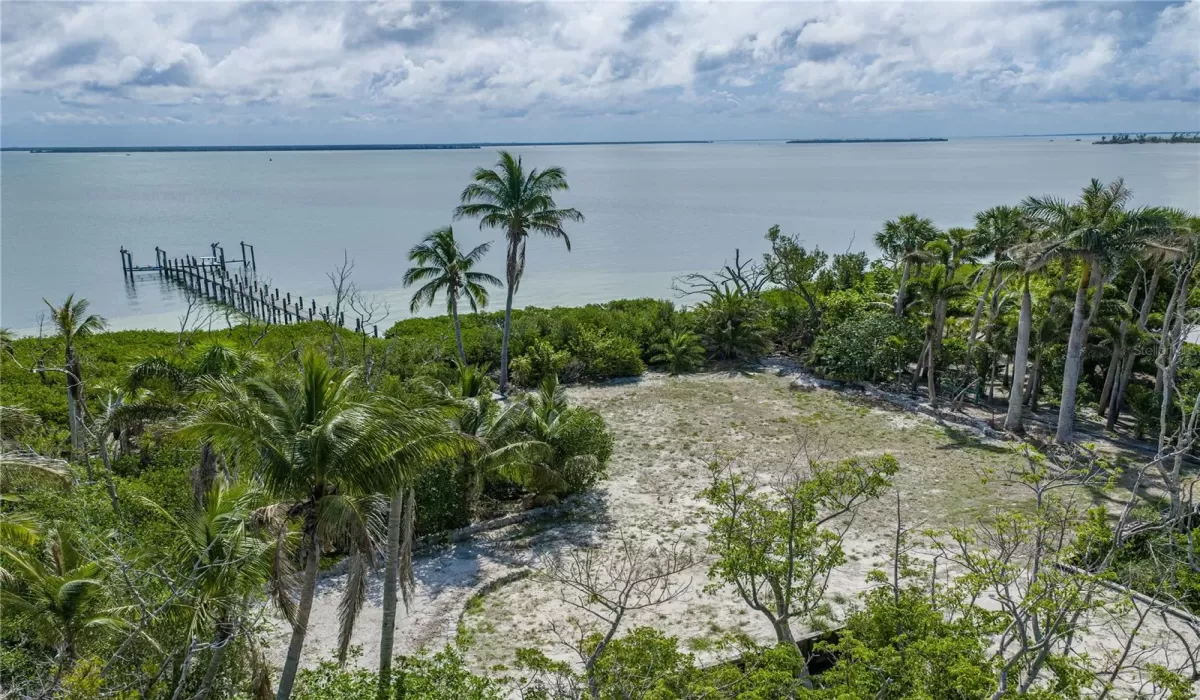 0 , 0 ,0,Land,For Sale,0,D6147090