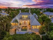 5 Bedrooms Bedrooms, 0 ,6 BathroomsBathrooms,Residential,For Sale,0,D6147162