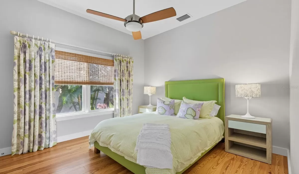 2 Bedrooms Bedrooms, 0 ,2 BathroomsBathrooms,Residential,For Sale,0,TB8502017