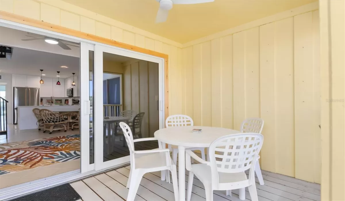 2 Bedrooms Bedrooms, 0 ,2 BathroomsBathrooms,Residential Lease,For Sale,0,D6147132